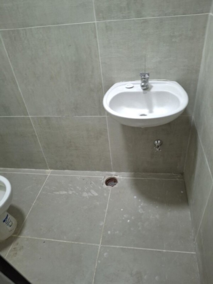 OCASION ALQUILO LOCAL COMERCIAL A ESTRENAR 