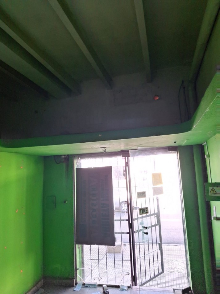 OCASION ALQUILO LOCAL COMERCIAL X IRIGOYEN AL 1900